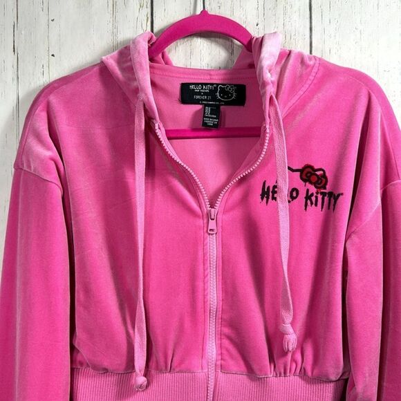 Hello Kitty x Forever 21 Pink Velour Cropped Zip Hoodie Y2K Streetwear Cozy - Picture 5 of 16
